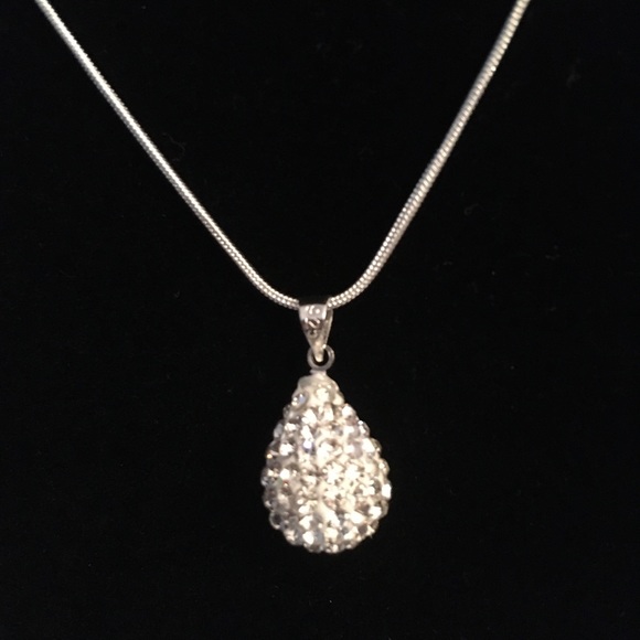 Jewelry - Sterling Silver Swarovski Tear Drop on 20” Snake
